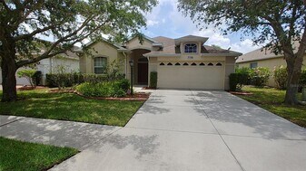 7156 Spikerush Ct in Lakewood Ranch, FL - Building Photo