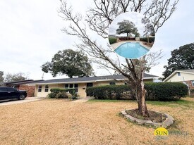 16 Chelsea Dr NW in Fort Walton Beach, FL - Building Photo