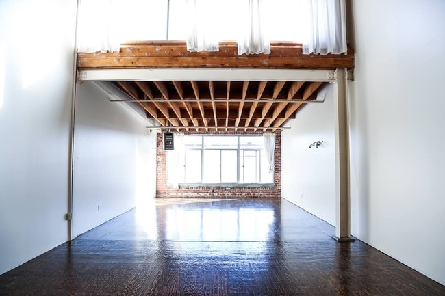 Exchange Studios in Oakland, CA - Building Photo - Interior Photo