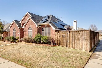 1601 Yellowstone Ave in Lewisville, TX - Building Photo - Building Photo