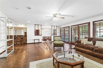 5500 Craig Ave in Kenner, LA - Foto de edificio - Building Photo