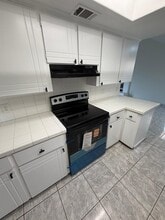 1411 SE Hillcrest Ave in Lawton, OK - Building Photo - Building Photo