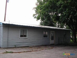 1910 FM2673 in Canyon Lake, TX - Building Photo - Building Photo