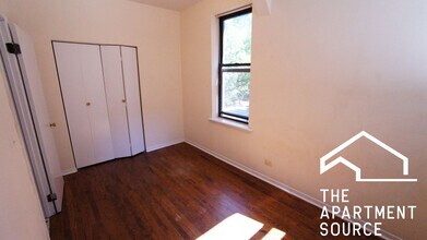 3149 W Medill Ave, Unit 2 in Chicago, IL - Foto de edificio - Building Photo