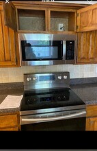 6824 Loma Vista Dr in Fort Worth, TX - Building Photo - Building Photo