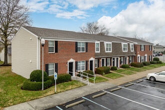 Campostella Commons in Chesapeake, VA - Building Photo - Building Photo