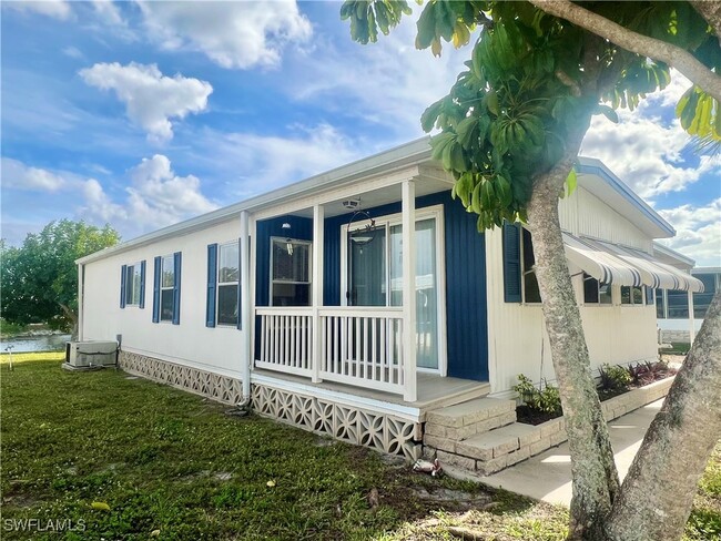 817 Cape Haze Ln in Naples, FL - Building Photo - Building Photo