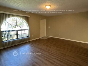 1012 SE 42nd Ln in Cape Coral, FL - Building Photo - Building Photo