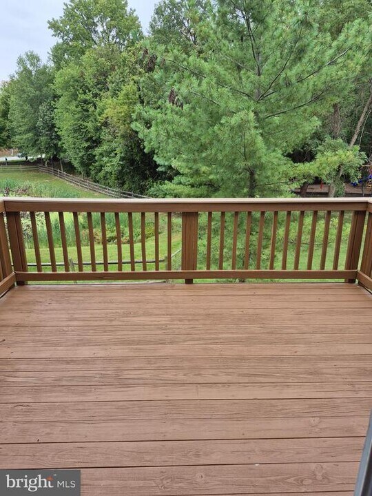4016 Apple Jack Ct in Pasadena, MD - Building Photo