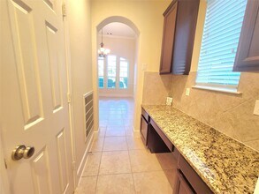 5822 Crawford Hill Ln in Sugar Land, TX - Building Photo - Building Photo