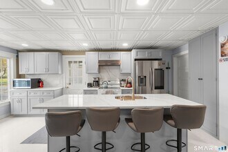 38 Wooster Hts Rd in Danbury, CT - Building Photo - Building Photo