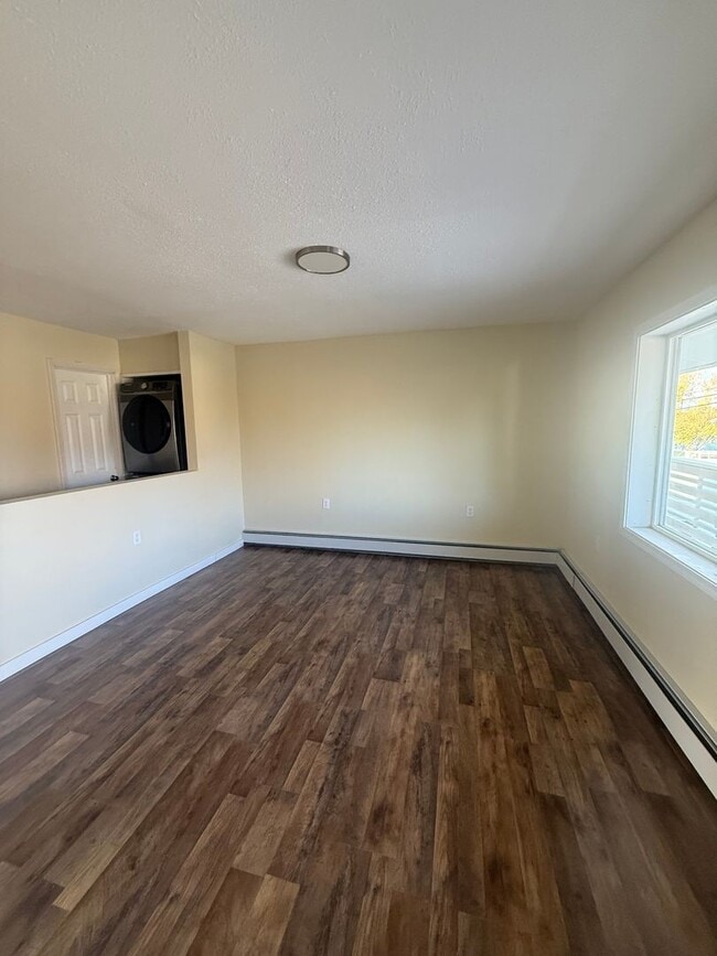 2126 Rickert St in Fairbanks, AK - Building Photo - Building Photo