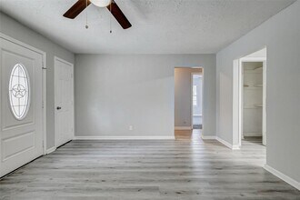 5806 Westover St in Houston, TX - Building Photo - Building Photo