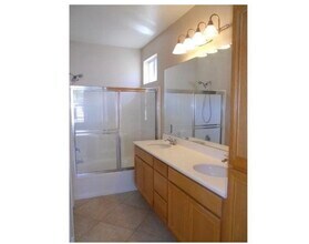 18666 Caminito Pasadero, Unit 0 in San Diego, CA - Foto de edificio - Building Photo