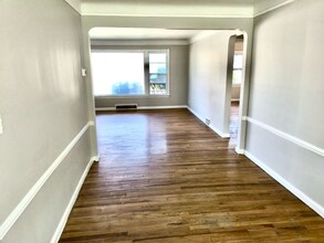 4094 Wilmington Rd in South Euclid, OH - Building Photo - Building Photo