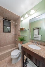 902 Willow Ave in Hoboken, NJ - Building Photo - Building Photo
