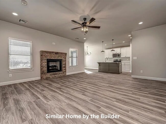 property at 1947 W Flintlock Wy