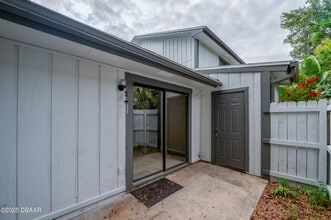 26 Arbor Lake Park in Ormond Beach, FL - Building Photo - Building Photo