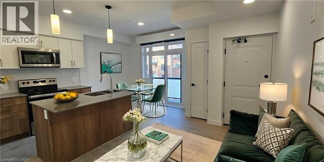 31 Mill St in Kitchener, ON - Building Photo - Building Photo