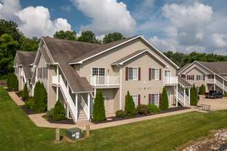 Storyboard on Black Diamond in Carbondale, IL - Foto de edificio - Building Photo