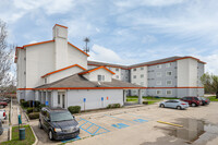 Siegel Select New Orleans in New Orleans, LA - Building Photo - Building Photo