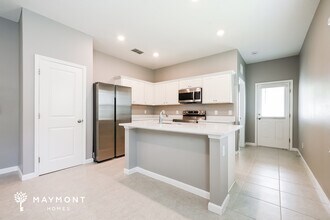 2648 Island Walk Dr in Deltona, FL - Building Photo - Building Photo