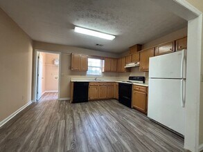 427 Lee Rd in Phenix City, AL - Building Photo - Building Photo