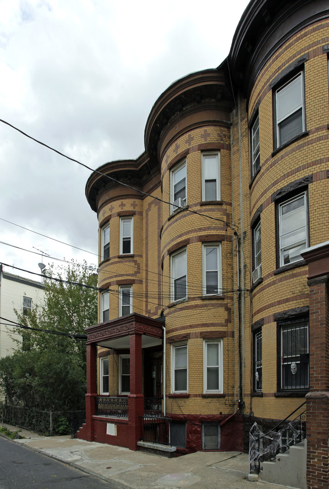 8 East St in Jersey City, NJ - Building Photo - Building Photo