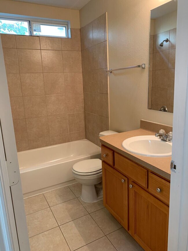 5907 Allison Rd in Houston, TX - Building Photo - Building Photo