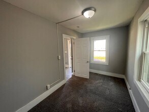 2848-5 1/2 5 1/2 Ave in Rock Island, IL - Building Photo - Building Photo