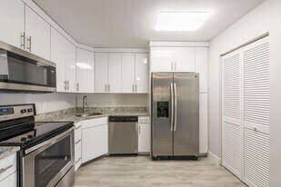 4765 Sable Pine Cir in West Palm Beach, FL - Building Photo