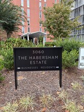 3060 Pharr Ct N Northwest in Atlanta, GA - Building Photo - Building Photo