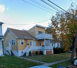1708 41st St in Pennsauken, NJ - Foto de edificio - Building Photo