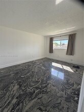 2880 NE 203rd St in Aventura, FL - Building Photo - Building Photo