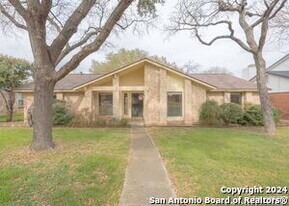 13722 Pebble Point in San Antonio, TX - Building Photo