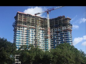 Vantage Med Center in Houston, TX - Foto de edificio - Building Photo
