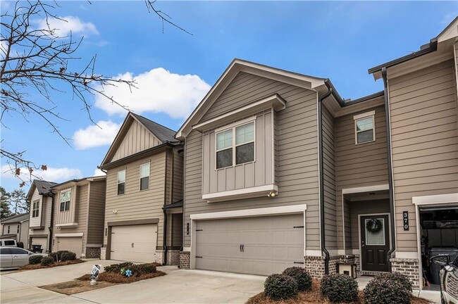 360 Rockfern Ct in Lilburn, GA - Building Photo - Building Photo