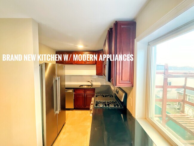 2465 Lemoine Ave in Fort Lee, NJ - Building Photo - Building Photo