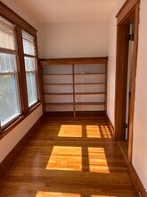 28 Caleb St, Unit 1 in Portland, ME - Foto de edificio - Building Photo