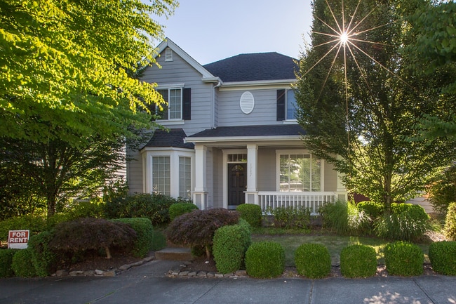 property at 1747 12th Ave NE