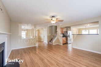 14226 Hartwell Farm Dr in Charlotte, NC - Foto de edificio - Building Photo