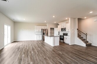 1365 37th Ave Lane NE in Hickory, NC - Building Photo - Building Photo