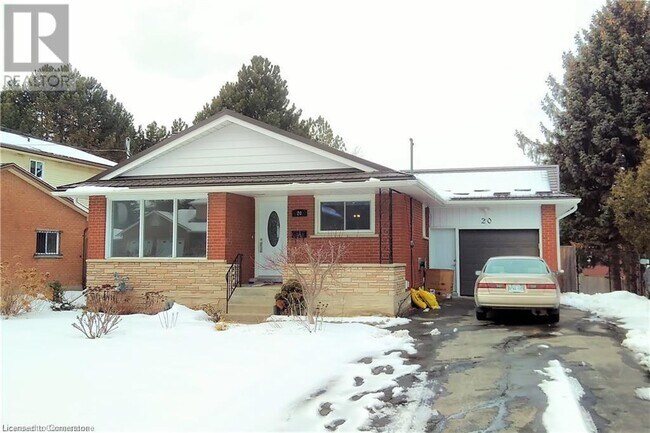 20 Sunrise Dr
