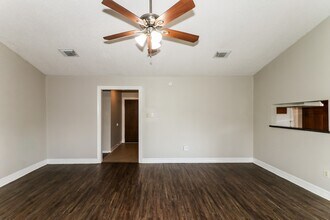 515 Land Grant Dr in Richmond, TX - Building Photo - Building Photo