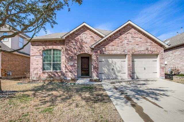 property at 1924 Highland Oaks Dr