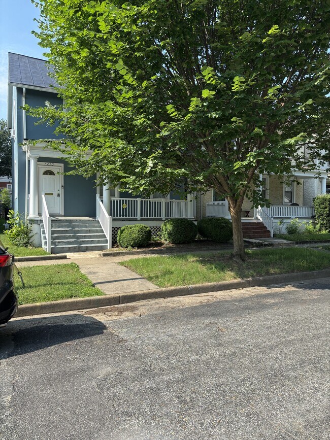 property at 1213 Dubois Ave