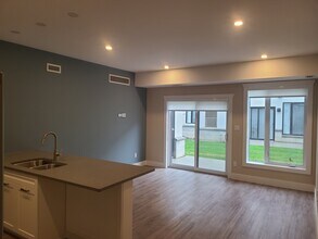 550 Sandison St in Windsor, ON - Building Photo - Building Photo