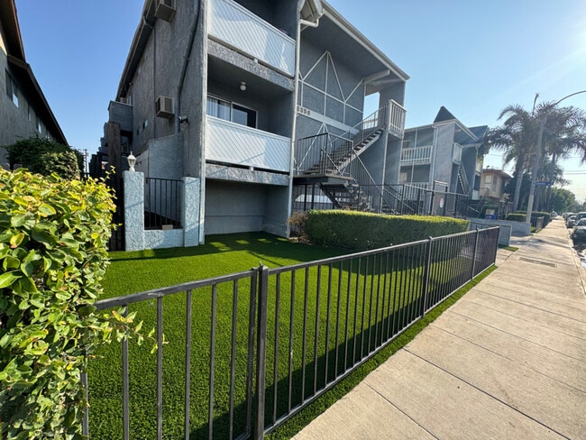 18356 Napa St in Los Angeles, CA - Building Photo - Building Photo