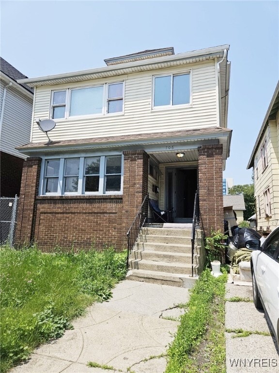 property at 706 E Delavan Ave