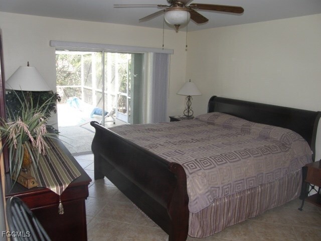 property at 4418 SW 25th Ave